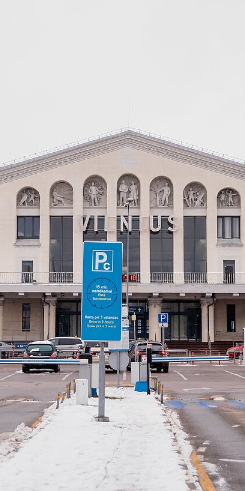 Transfer options near Vilnius Airport hotel