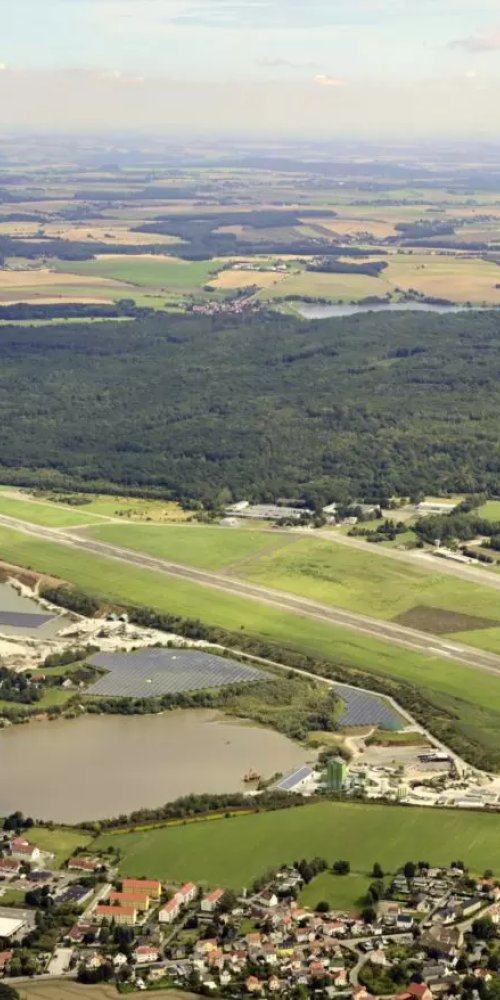 Shuttle transport near Leipzig Altenburg Airport